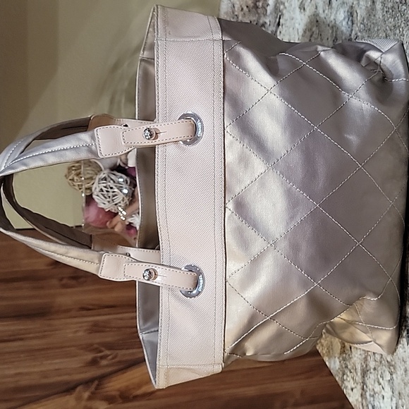 CHANEL EUC Paris Biarritz with COA Side Pocket Tote GM Quilted Metallic Canvas - Picture 2 of 16
